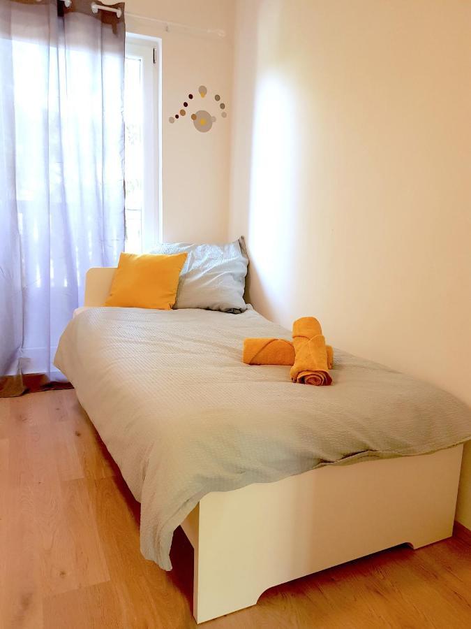 Apartmán Theox No 3 Fur 5 Personen Mit Balkon Duisburg Exteriér fotografie
