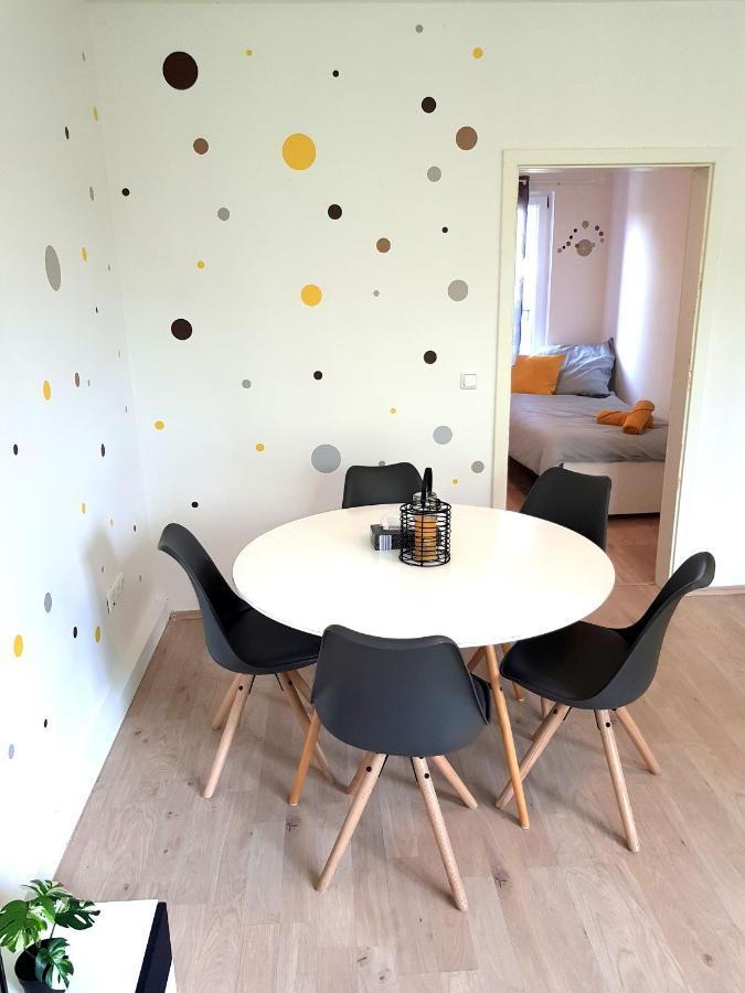 Apartmán Theox No 3 Fur 5 Personen Mit Balkon Duisburg Exteriér fotografie